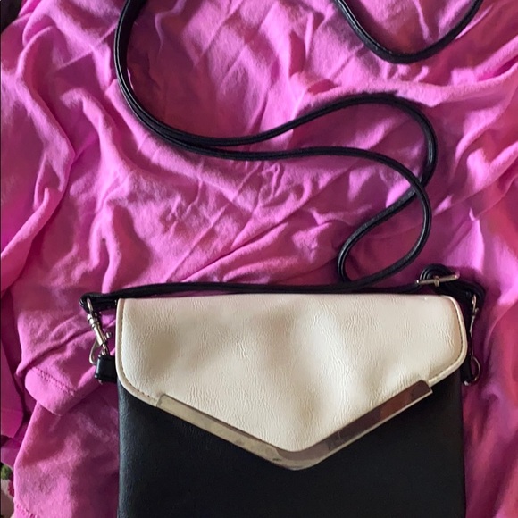 Claire’s Shoulder event bag - Picture 4 of 4